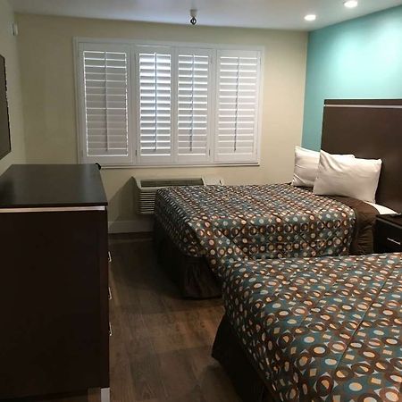 Vagabond Inn Executive - Bakersfield Downtowner Номер фото